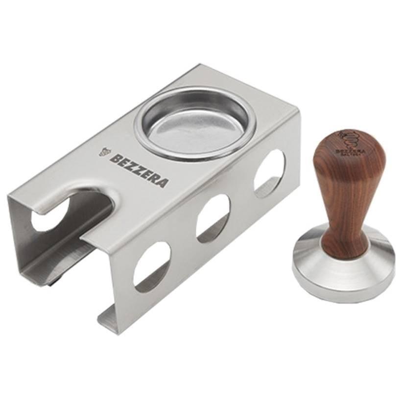 5963175 Station blind filter and coffee tamper with wooden knob
